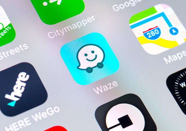 How to Install Different Waze Voices Packs